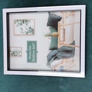 Pale gray frame for 8 x 10 photo